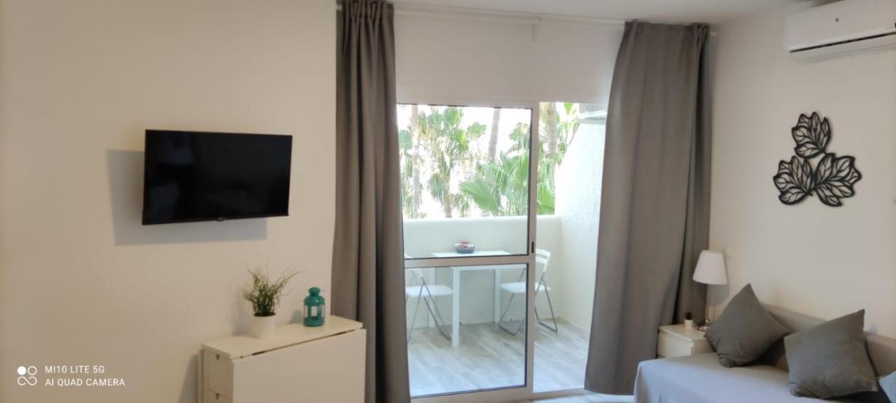 Estudio En Benalbeach, Vistas Mar, Primera Linea Playa Benalmádena Dış mekan fotoğraf